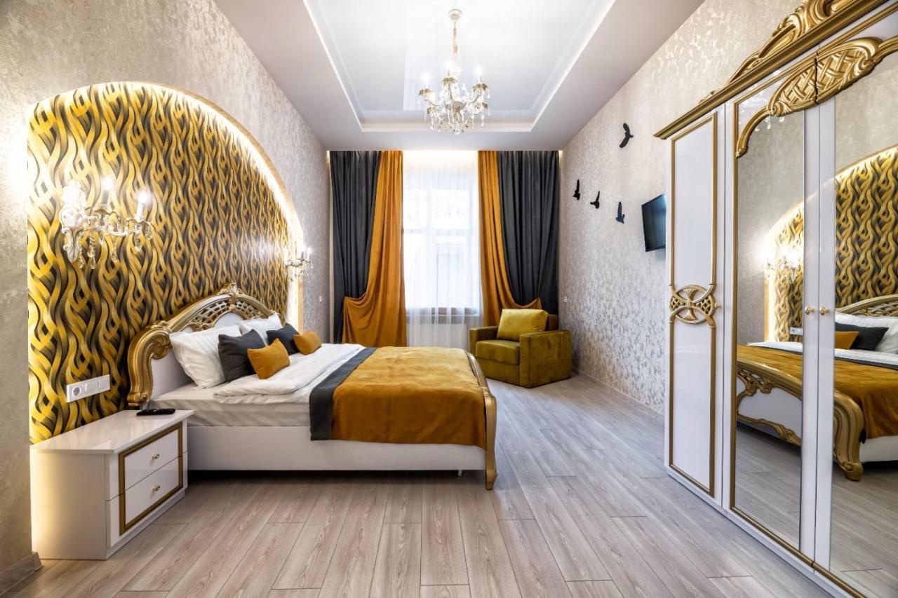 Rynok Square City Center Two Bedroom Apartment! Lvov Exteriér fotografie