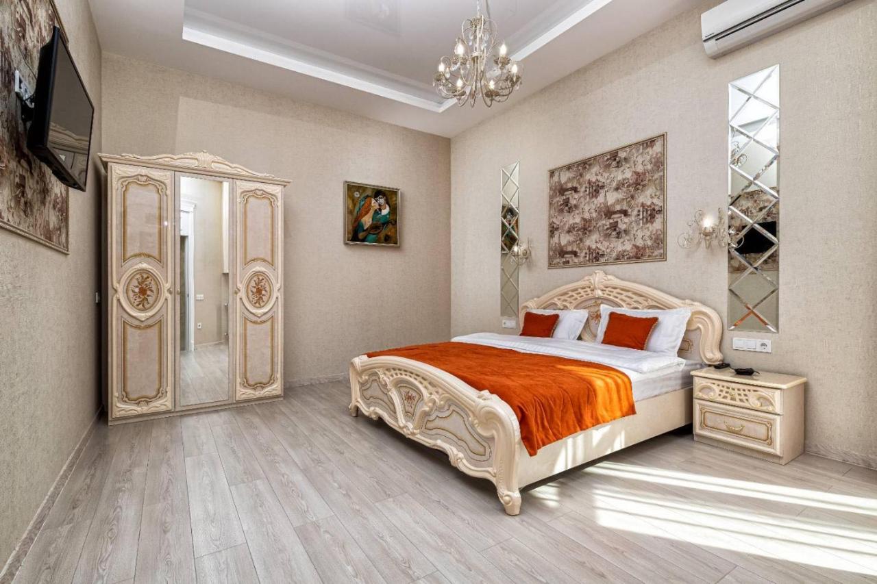 Rynok Square City Center Two Bedroom Apartment! Lvov Exteriér fotografie