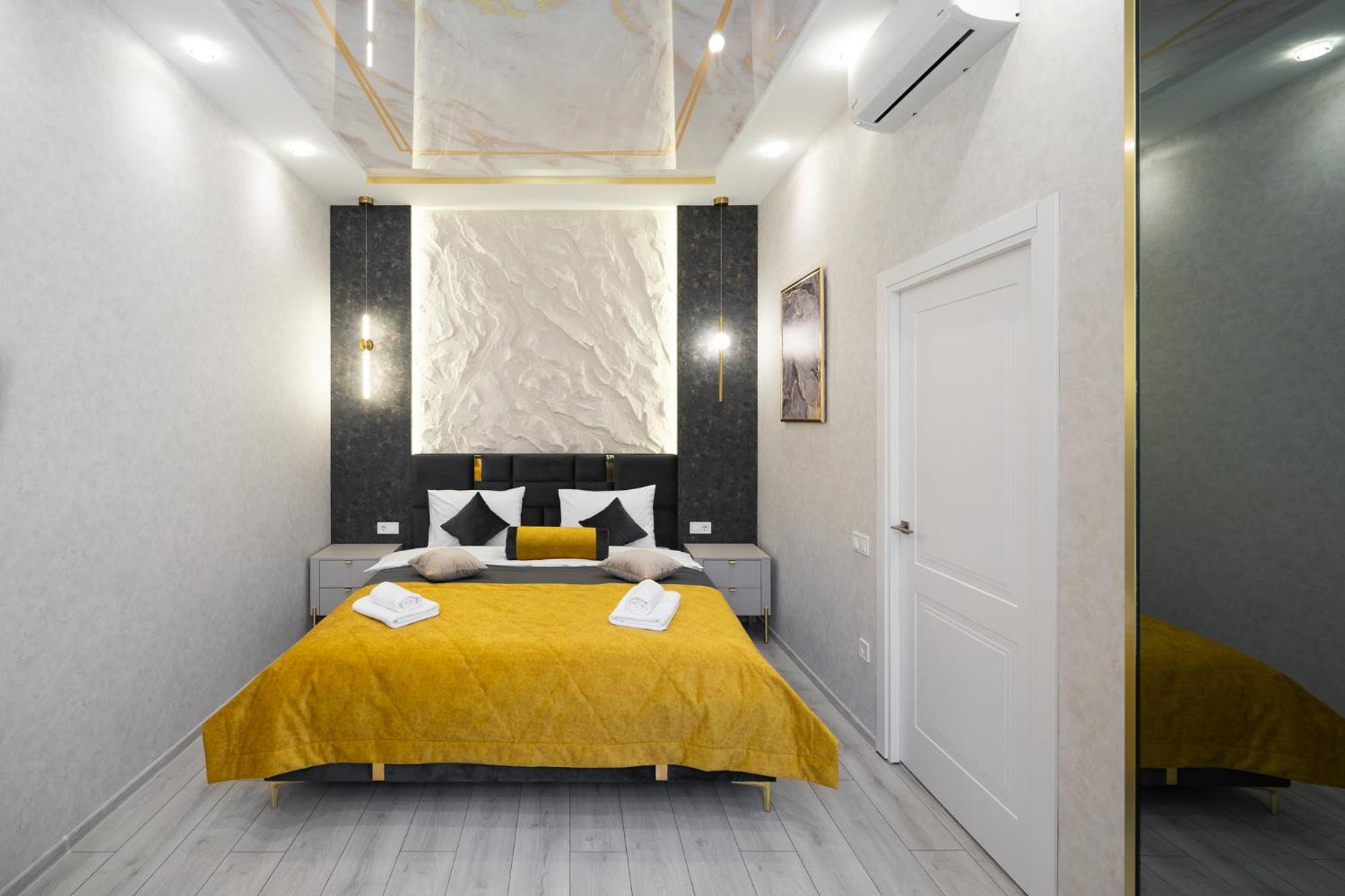 Rynok Square City Center Two Bedroom Apartment! Lvov Exteriér fotografie