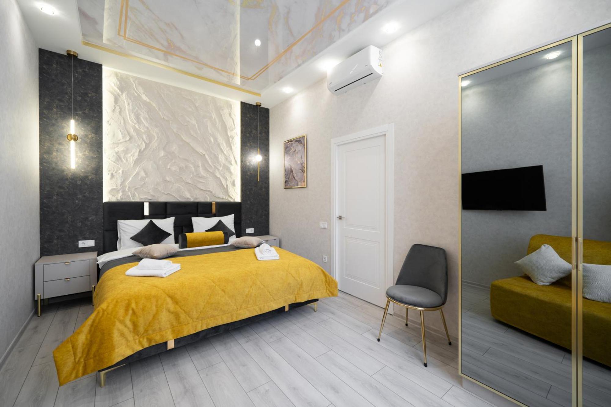 Rynok Square City Center Two Bedroom Apartment! Lvov Exteriér fotografie